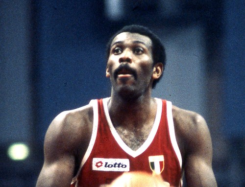 bob mcadoo net worth
