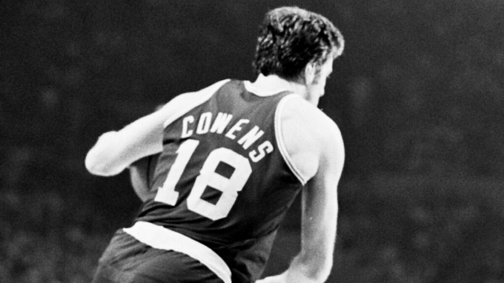 dave cowens awards