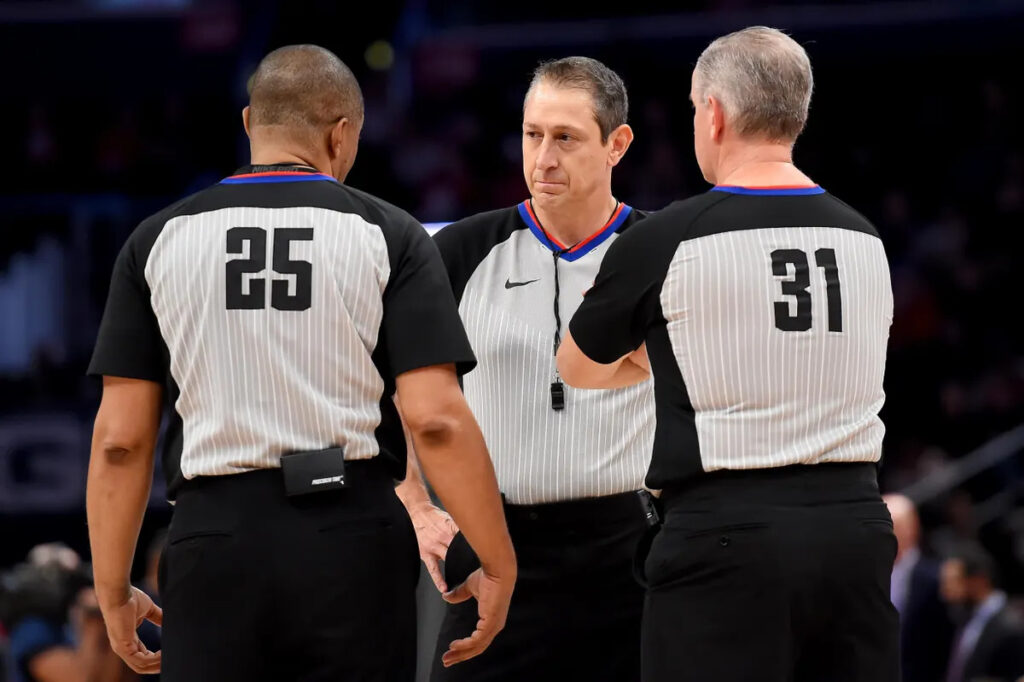 How The NBA Is Using Summer League — And Virtual Reality — To Train Refs